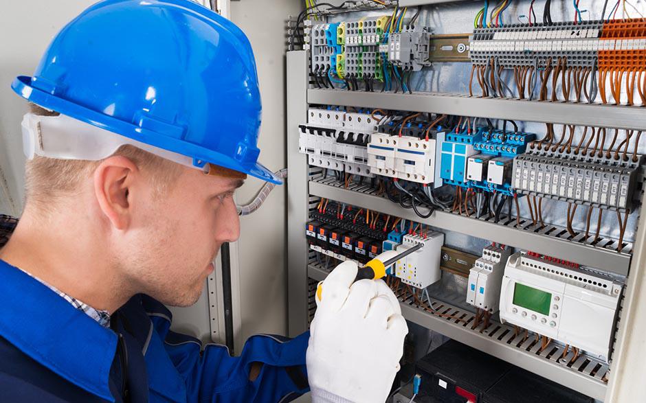 besoin d'un électricien Châtillon
