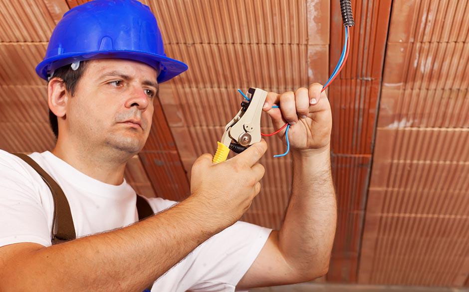 besoin d'un électricien Châtillon